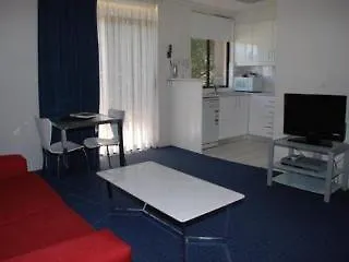 Manuka Park Serviced Apartments Canberra Aparthotel